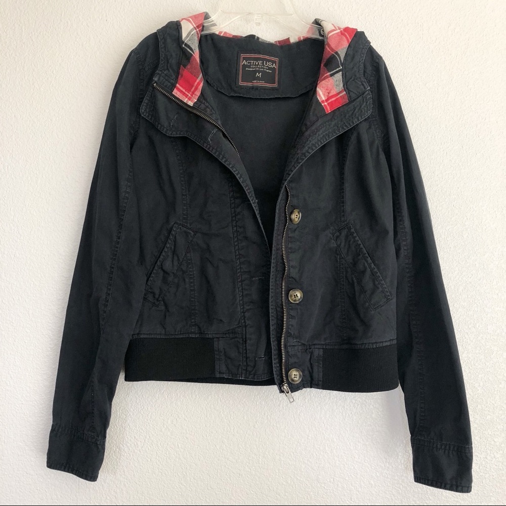 Active USA Black Zip-up Jacket w Plaid-lined Hood